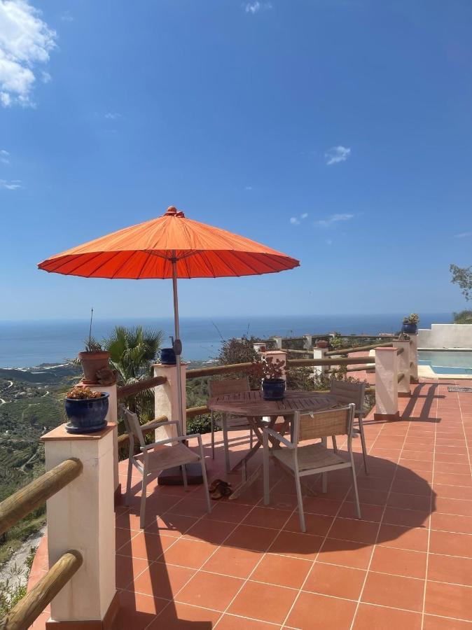 Villa Los Naranjos Sayalonga Kültér fotó